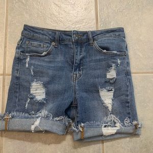 Risen distressed Jean shorts size S